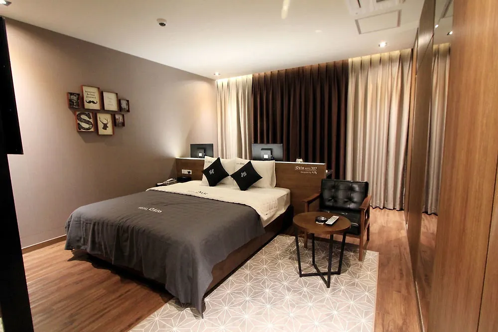 Hotel Oslo Busan 3*,