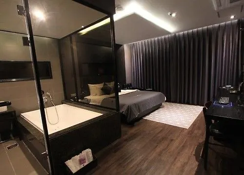 Hotel Oslo Busan 3*,